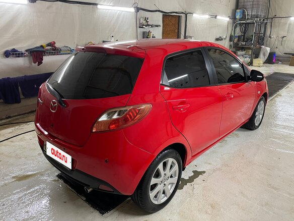 2008 Mazda 2 II (DE), красный, 690000 рублей - вид 3