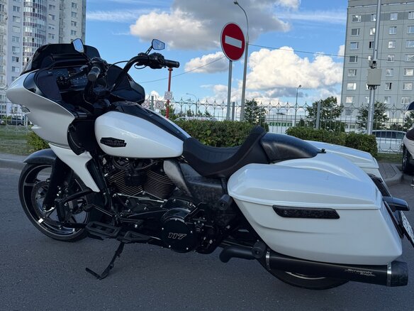 2023 Harley-Davidson Road Glide, белый, 2790000 рублей - вид 10