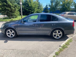 2011 Skoda Octavia DSG7 II (A5) Рестайлинг, серый, 690000 рублей, вид 5