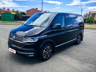 2022 Volkswagen Multivan T6 Рестайлинг, чёрный, 6500000 рублей, вид 2