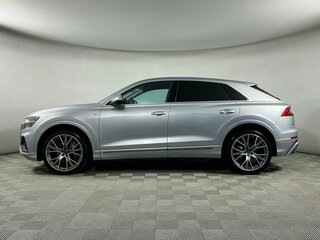 2019 Audi Q8 55 TFSI I (4M), серебристый, 4599000 рублей, вид 3
