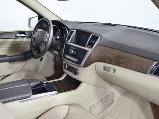 2014 Mercedes-Benz M-Класс 400 III (W166), белый, 3000000 рублей, вид 3