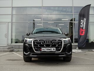 2024 Audi Q7 45 TFSI II (4M) Рестайлинг 2, чёрный, 7999000 рублей, вид 3