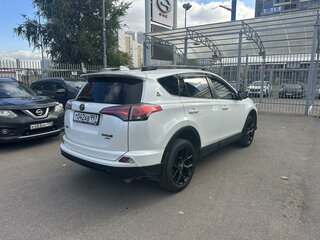 2019 Toyota RAV4 IV (XA40) Рестайлинг, белый, 2649000 рублей, вид 3