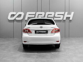 2011 Toyota Corolla X (E140, E150) Рестайлинг, белый, 900000 рублей, вид 4