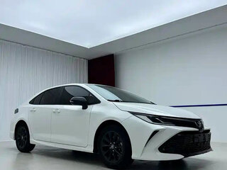 2022 Toyota Corolla XII (E210), белый, 1652000 рублей, вид 2