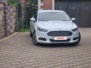 2017 Ford Fusion (North America) II Рестайлинг, белый, 1000000 рублей, вид 2