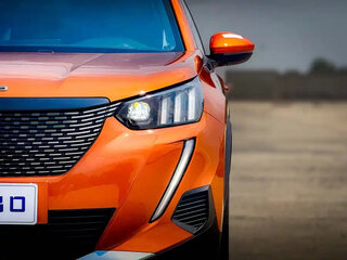 2022 Peugeot 2008 II, оранжевый, 1350077 рублей, вид 4