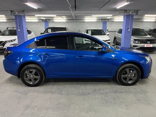 2011 Chevrolet Cruze I, синий, 679000 рублей, вид 4