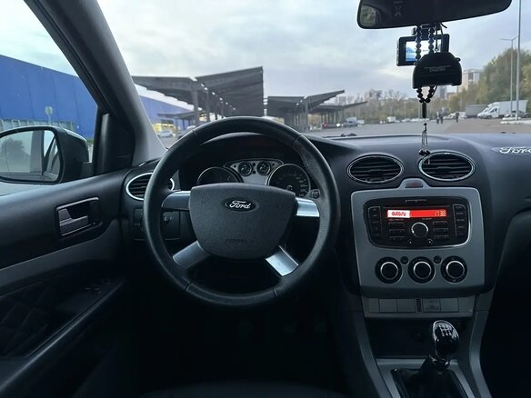 2008 Ford Focus II Рестайлинг, чёрный, 430000 рублей - вид 14
