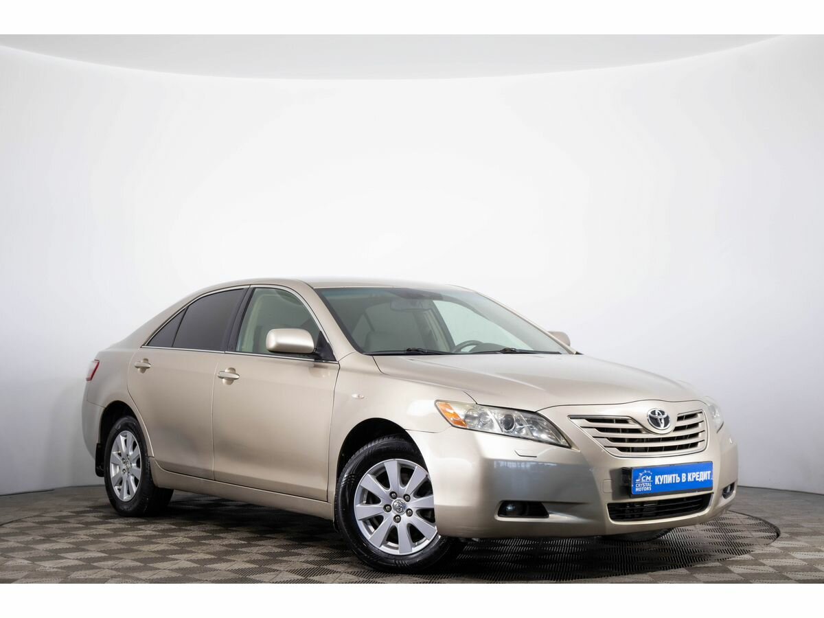 Открыть фотографии: Toyota Camry VI (XV40)