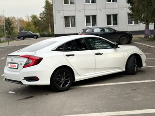 2021 Honda Civic X Рестайлинг, белый, 2100000 рублей, вид 4