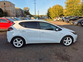 2012 Kia Ceed II, белый, 900000 рублей, вид 4