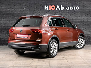 2021 Volkswagen Tiguan II Рестайлинг, коричневый, 2460000 рублей, вид 4