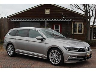 2017 Volkswagen Passat B8, серебристый, 1220069 рублей, вид 1