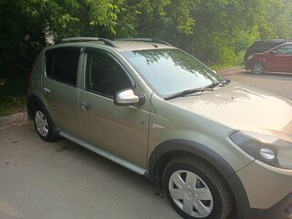 2013 Renault Sandero Stepway I, бежевый, 650000 рублей, вид 2