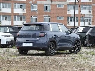 2026 Leapmotor A10 53 kWh, синий, 2350000 рублей, вид 3