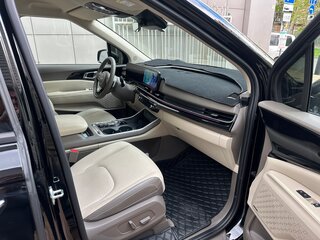 2024 Kia Carnival IV Рестайлинг, чёрный, 6500000 рублей, вид 5
