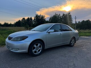 2002 Toyota Camry V (XV30), серебристый, 730000 рублей, вид 1