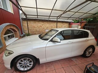 2017 BMW 1 серии 118i II (F20/F21) Рестайлинг 2, белый, 1550000 рублей, вид 5