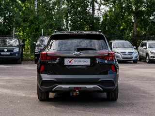 2021 Kia Seltos I, чёрный, 2018000 рублей, вид 4