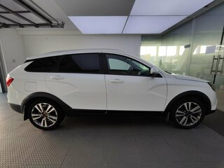 2018 Lada (ВАЗ) Vesta SW Cross I, белый, 960000 рублей, вид 4
