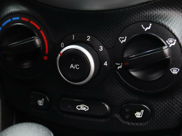 2013 Hyundai Solaris I, белый - вид 25