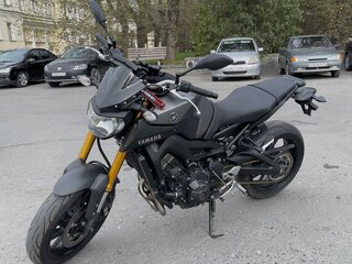 2016 Yamaha MT-09 (FZ-09), чёрный, 675000 рублей, вид 3