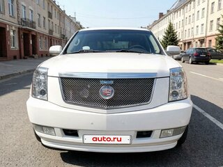 2011 Cadillac Escalade III, белый, 2200000 рублей, вид 4