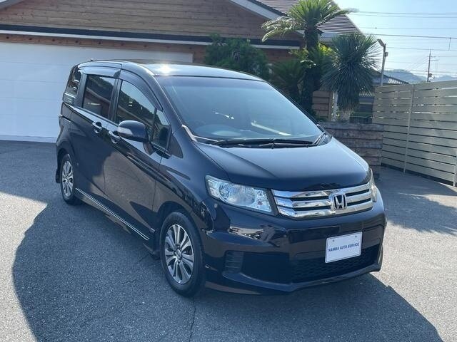 Открыть фотографии: Honda Freed I Рестайлинг