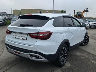 2024 Lada (ВАЗ) Vesta SW Cross I Рестайлинг (NG), белый, 1345000 рублей, вид 4