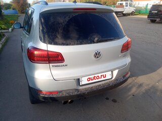 2015 Volkswagen Tiguan I Рестайлинг, серебристый, 1470000 рублей, вид 4