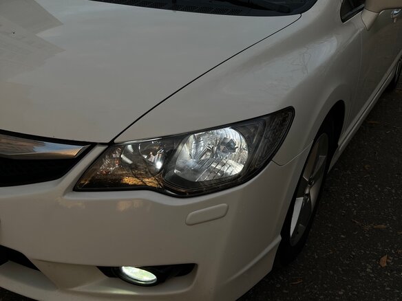 2010 Honda Civic VIII Рестайлинг, белый, 915000 рублей - вид 9