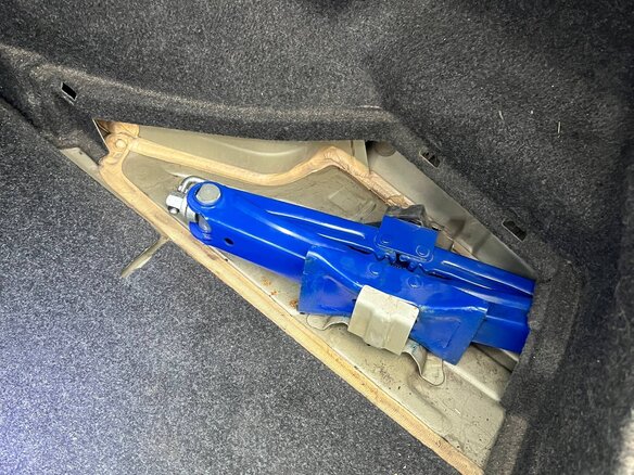 2008 Toyota Corolla X (E140, E150), серебристый, 730000 рублей - вид 21