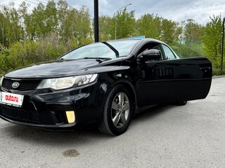 2011 Kia Cerato Koup II, чёрный, 890000 рублей, вид 2