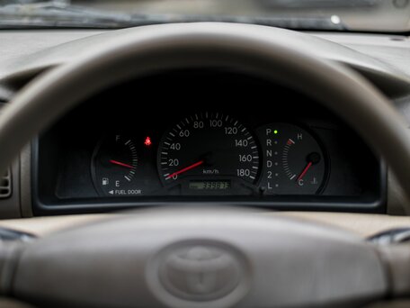 2002 Toyota Corolla IX (E120, E130), белый, 380000 рублей, вид 5
