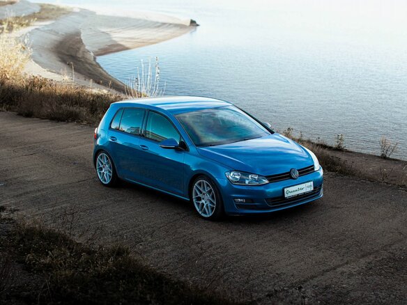2013 Volkswagen Golf VII, голубой, 990000 рублей - вид 7