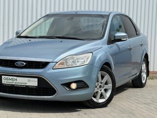 2008 Ford Focus II Рестайлинг, серебристый, 500000 рублей, вид 2