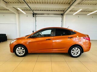 2014 Hyundai Solaris I Рестайлинг, оранжевый, 1449999 рублей, вид 3