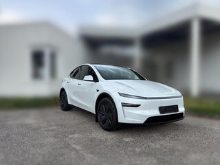 2026 Tesla Model Y Performance I Рестайлинг, белый, 7150000 рублей, вид 2