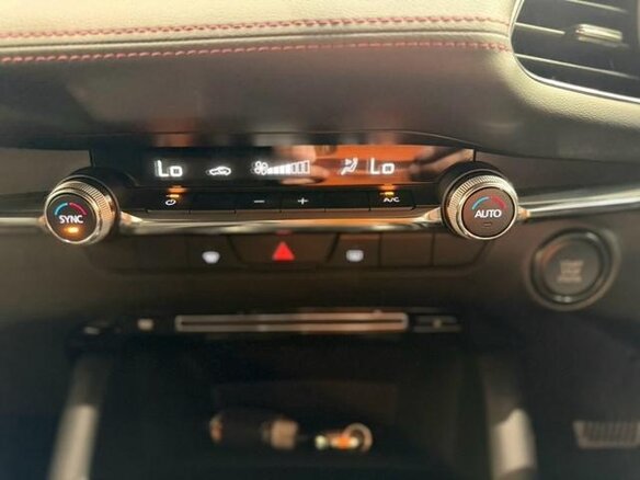 2023 Mazda 3 IV (BP), синий, 1550000 рублей - вид 14
