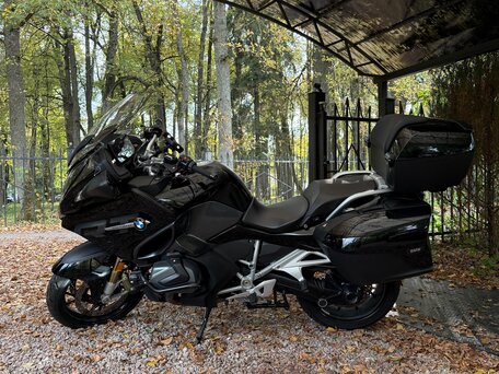 2022 BMW R 1250 RT, чёрный, 2400000 рублей, вид 2