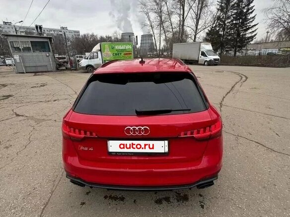2021 Audi RS 4 IV (B9) Рестайлинг, красный, 9400000 рублей - вид 8