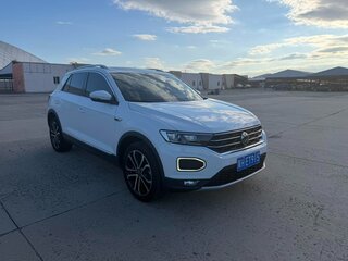 2023 Volkswagen T-Roc I Рестайлинг, белый, 1745005 рублей, вид 3