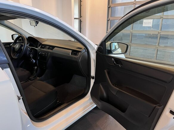 2017 Skoda Rapid I, белый - вид 27