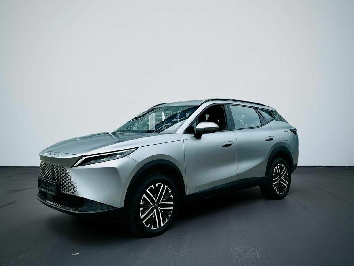 Открыть фотографии: Omoda C7