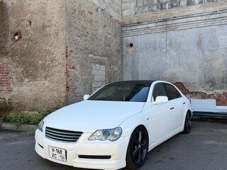 2004 Toyota Mark X I, белый, 1250000 рублей, вид 2