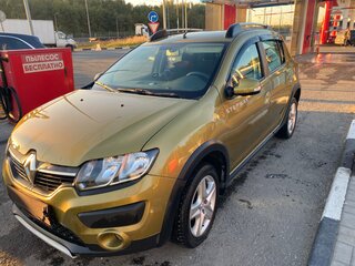 2017 Renault Sandero Stepway II, зелёный, 900000 рублей, вид 1