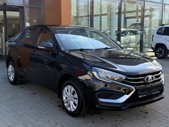 2026 Lada (ВАЗ) Vesta I Рестайлинг (NG), чёрный, 1616000 рублей - вид 3