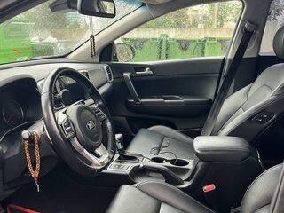 2020 Kia Sportage IV Рестайлинг, чёрный, 2300000 рублей, вид 5